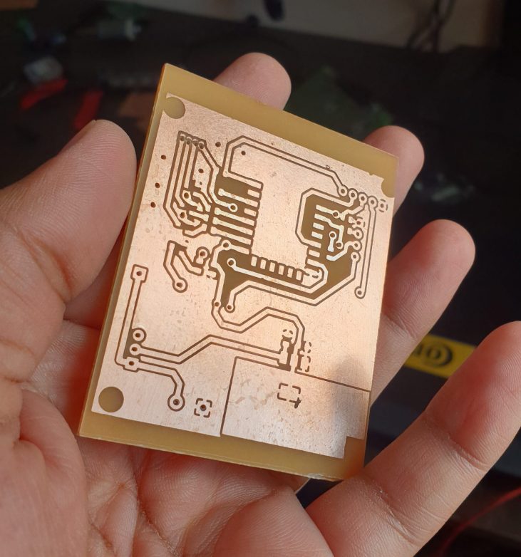 ساخت مدار چاپی با لمینت و اشعه ماورا بنفش