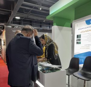 بازدیدکنندگان نمایشگاه